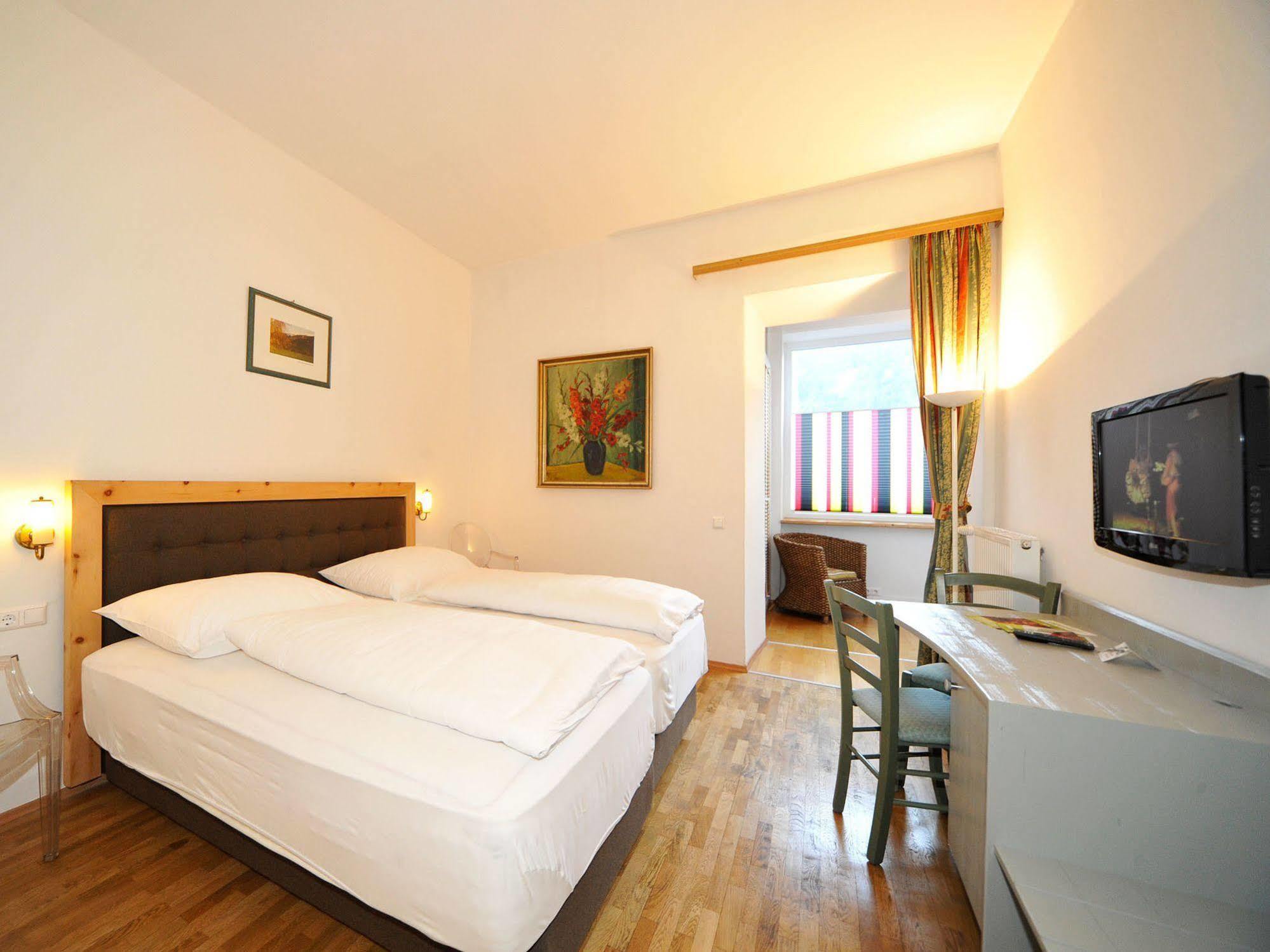 Erlebnis Post - Stadthotel Mit Eigenart Spittal an der Drau Luaran gambar
